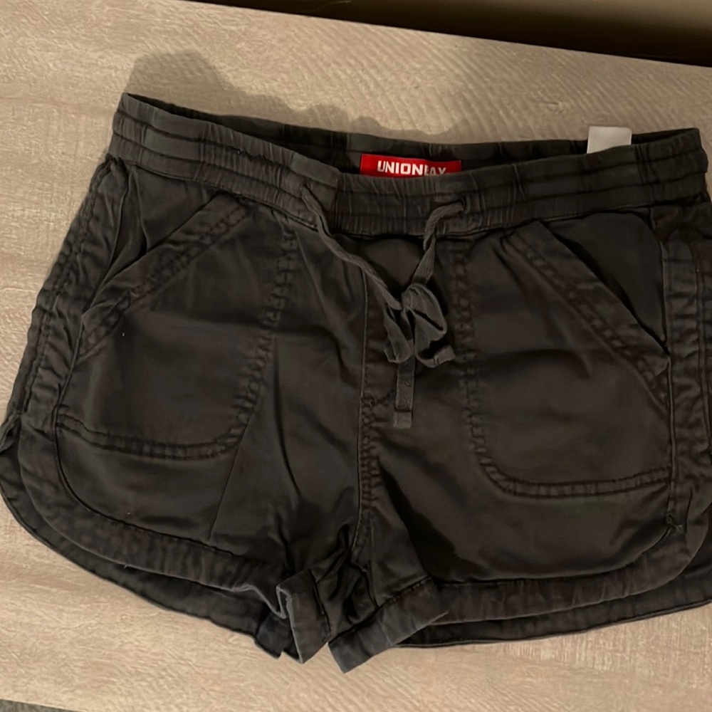 Comfy cargo-style shorts